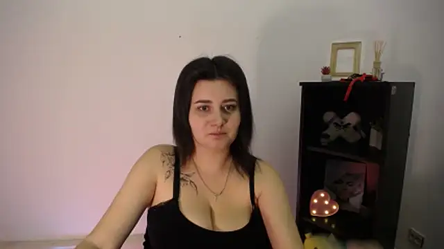 Katrin kiss  online show from 12-04-25, 02:27