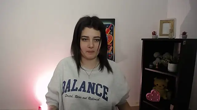 Katrin kiss  online show from 10-07-25, 12:28