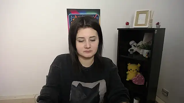 Katrin kiss  online show from 10-11-25, 12:17