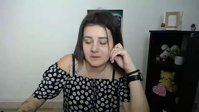 Katrin kiss  online show from 09-11-25, 12:49