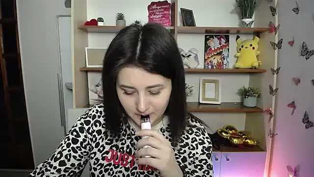 Katrin kiss  online show from 05-11-26, 11:00