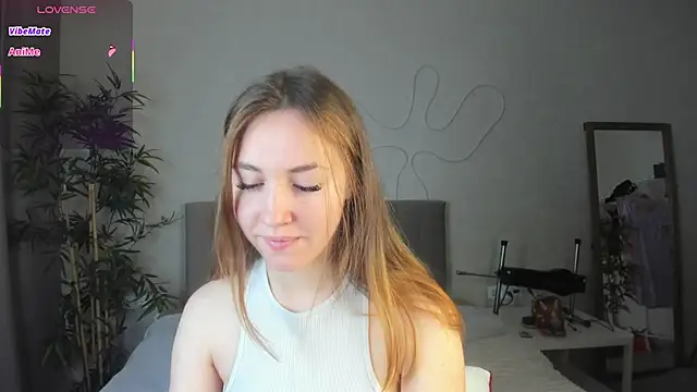 Luna G0ld online show from 10-12-25, 11:06