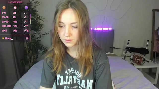 Luna G0ld online show from 10-15-25, 12:09