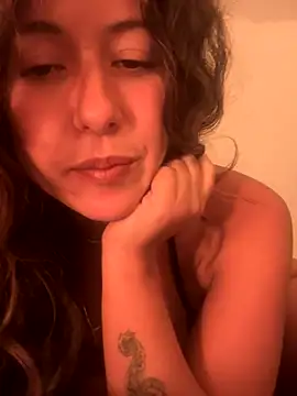 Snapshot of Griegadelfuego chatting on 10-06-25, 11:00 Griegadelfuego online show from 10-06-25, 11:00