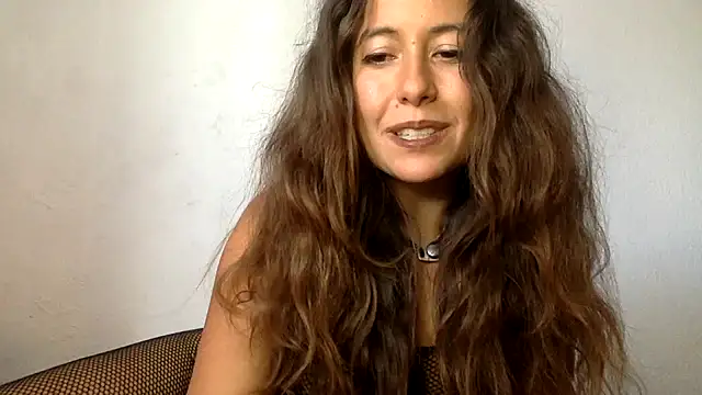 Griegadelfuego online show from 10-31-25, 06:59