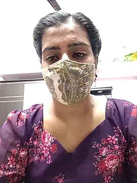 Tamil-Meenu12 online show from 02-16-26, 01:21