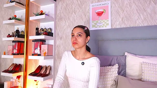 Sofy Bradd online show from 03-01-26, 07:52