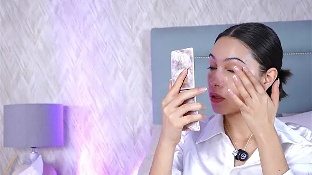 Sofy Bradd online show from 09-19-25, 08:07