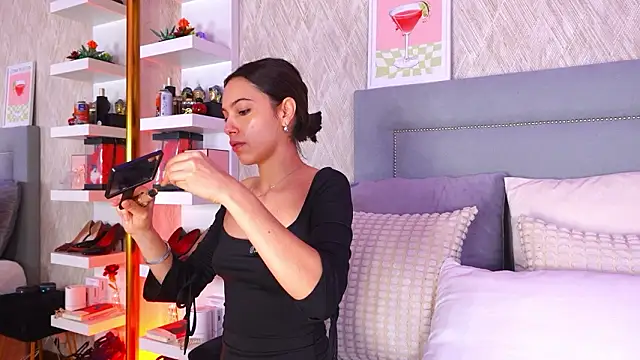 Sofy Bradd online show from 02-21-26, 07:32