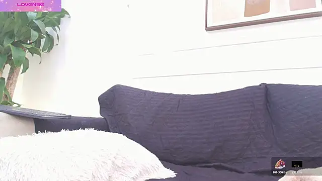 Daisy Price online show from 01-05-26, 05:27