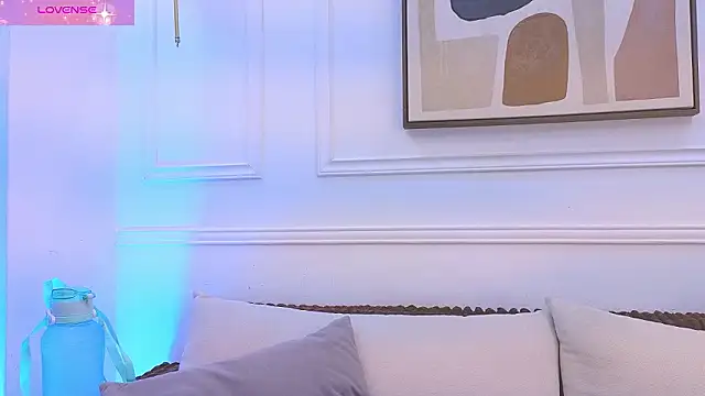 Daisy Price online show from 03-10-26, 10:52