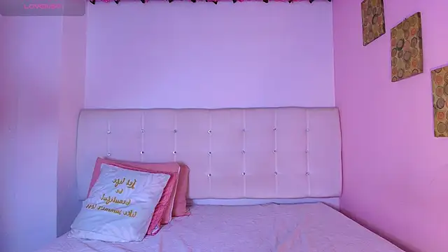 lilyth bloom online show from 02-06-26, 12:45