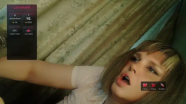 Snapshot of TsPostophere chatting on 04-18-26, 11:01 TsPostophere online show from 04-18-26, 11:01