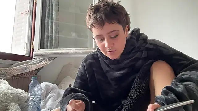 NIQUE TARAXX online show from 09-14-25, 01:44