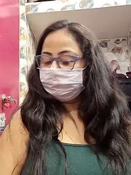 nisha 1110 online show from 04-12-26, 02:31