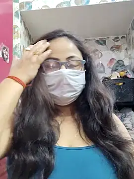 Snapshot of nisha_1110 chatting on 04-23-26, 02:51 nisha 1110 online show from 04-23-26, 02:51