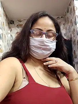 nisha 1110 online show from 04-13-26, 02:43