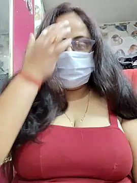 Snapshot of nisha_1110 chatting on 06-15-26, 06:07 nisha 1110 online show from 06-15-26, 06:07