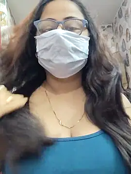 nisha 1110 online show from 11-18-25, 03:15