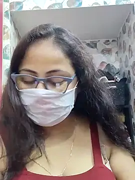 Snapshot of nisha_1110 chatting on 04-28-26, 02:43 nisha 1110 online show from 04-28-26, 02:43