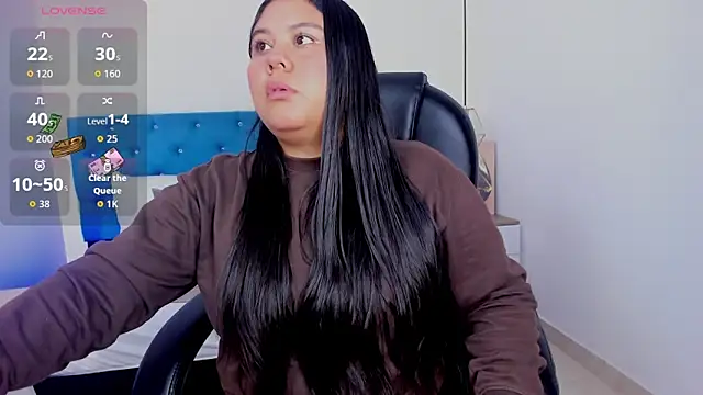 Snapshot of julieta_miller01 chatting on 09-27-25, 10:54 julieta miller01 online show from 09-27-25, 10:54