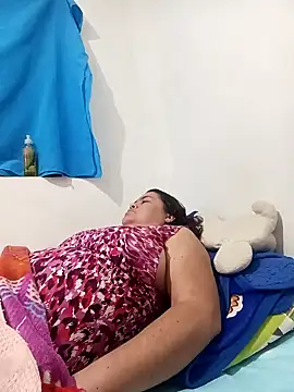 yaneth  online show from 11-28-25, 12:33