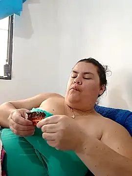 yaneth  online show from 11-20-25, 01:56