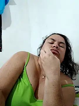 yaneth  online show from 10-31-25, 11:29