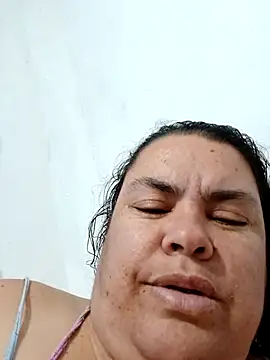 yaneth  online show from 11-15-25, 10:47