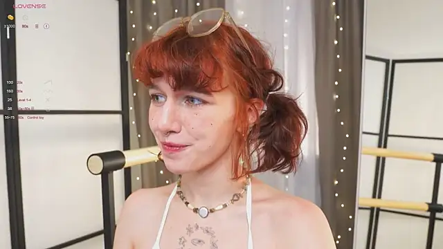 LeelooYolo online show from 01-17-26, 03:26