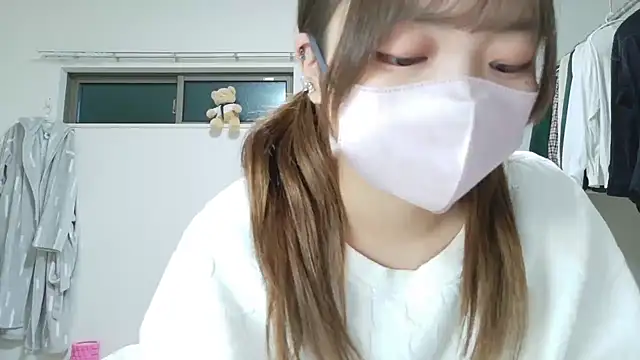 azukichan  online show from 11-14-25, 05:16