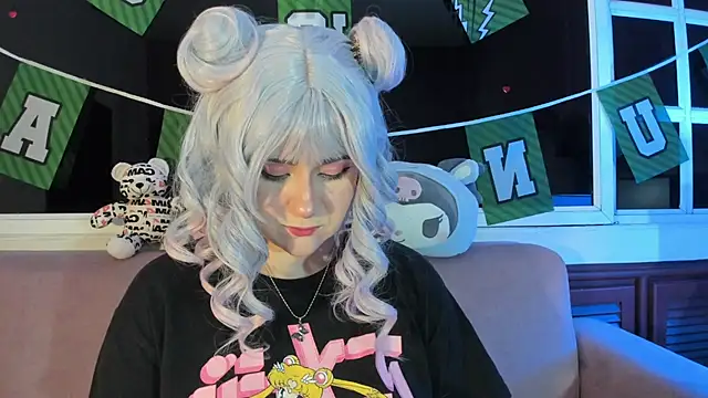harimoon1 online show from 06-17-26, 03:39