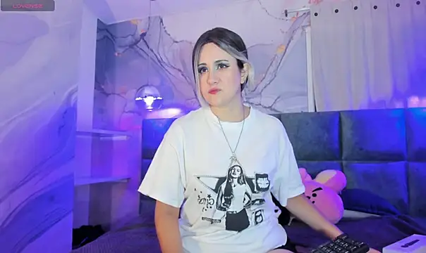 harimoon1 online show from 11-17-25, 03:21