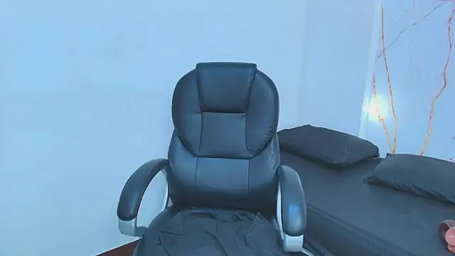 Karla hilton1 online show from 11-20-25, 11:44