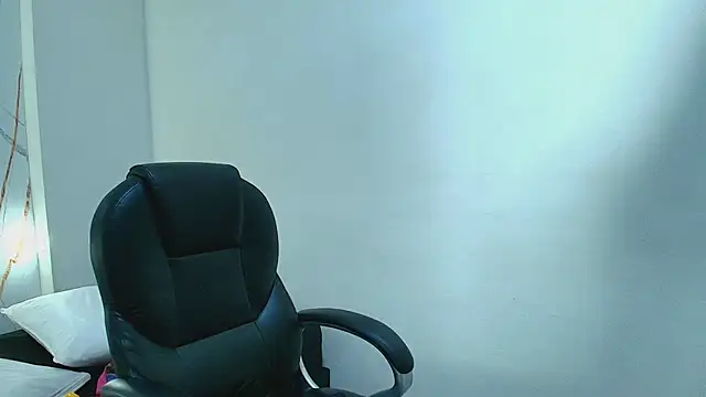 Karla hilton1 online show from 09-21-25, 10:53