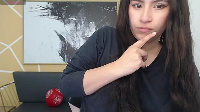 olivia russo  online show from 12-16-25, 08:02