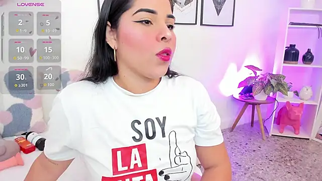 yunna7 online show from 10-09-25, 11:33