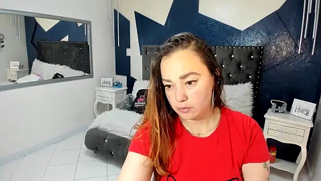 Tammy parker  online show from 10-10-25, 05:08