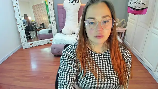 Tammy parker  online show from 10-02-25, 04:27