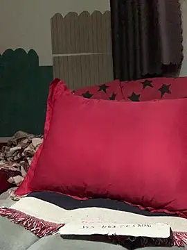 yang-2269 online show from 04-17-26, 10:34