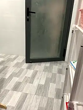 yang-2269 online show from 12-16-25, 09:08