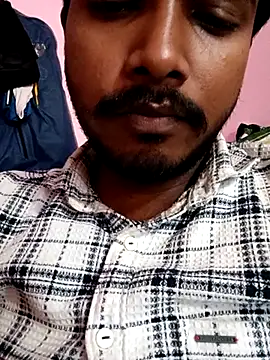 Snapshot of BangaloreSexy_Ram chatting on 11-01-25, 06:51 BangaloreSexy Ram online show from 11-01-25, 06:51