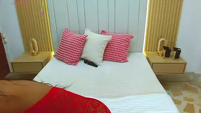 WildScarlet online show from 11-27-25, 12:38