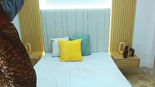 WildScarlet online show from 11-17-25, 12:53