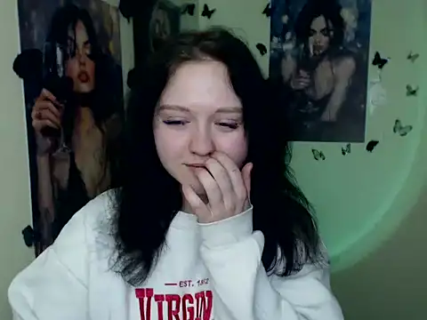 LadyAlice  online show from 02-11-26, 06:46