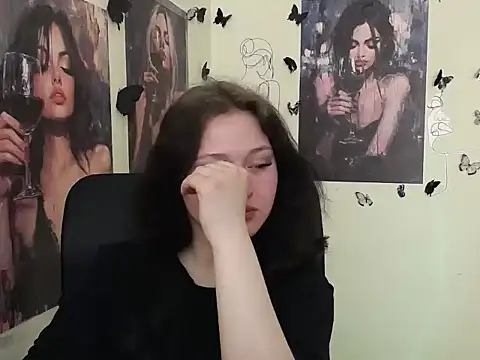 LadyAlice  online show from 04-28-26, 06:29