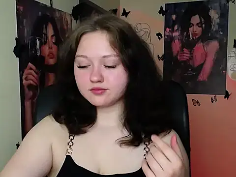 LadyAlice  online show from 06-05-26, 05:56