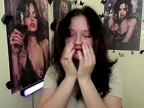 Snapshot of LadyAlice_ chatting on 09-20-25, 06:07 LadyAlice  online show from 09-20-25, 06:07