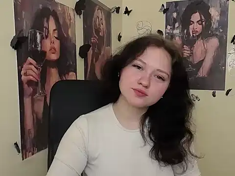 LadyAlice  online show from 04-04-26, 05:14