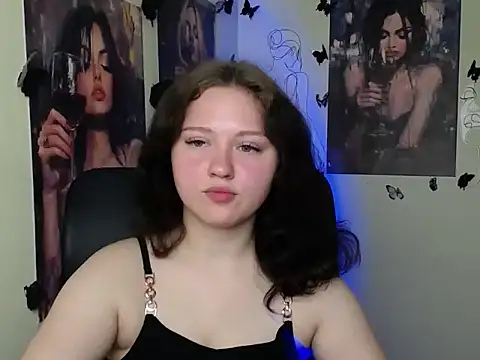 LadyAlice  online show from 05-19-26, 06:09